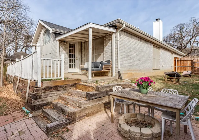 Photo 25 of Single family home for sale at 7628 Arbor Ridge Ct, Fort Worth, TX 76112 | MLS# 21185624 | Listing updated on 2026-08-02