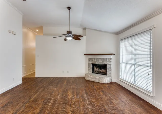 Photo 4 of Single family home for sale at 7628 Arbor Ridge Ct, Fort Worth, TX 76112 | MLS# 21185624 | Listing updated on 2026-08-02