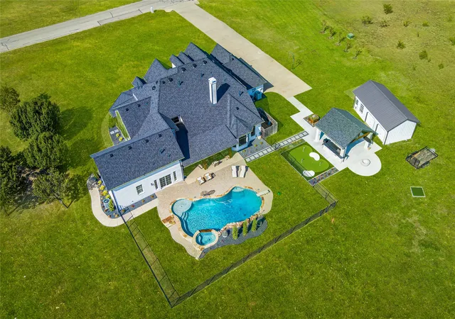 Photo 2 of Mansion for sale at 3497 N Preston Lakes Dr, Celina, TX 75009 | MLS# 21163122 | Listing updated on 2026-10-02