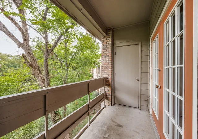 Photo 3 of Condo for sale at 9801 Royal Ln #703, Dallas, TX 75231 | MLS# 21184467 | Listing updated on 2026-08-01