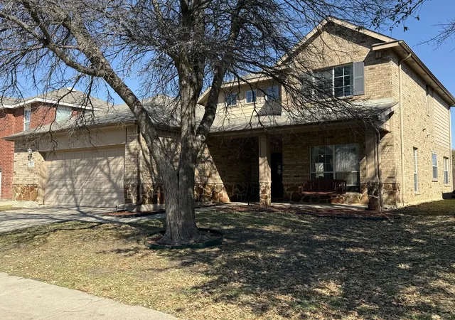 Photo 2 of Single family home for sale at 1627 Heron Dr, Aubrey, TX 76227 | MLS# 21190618 | Listing updated on 2026-08-02