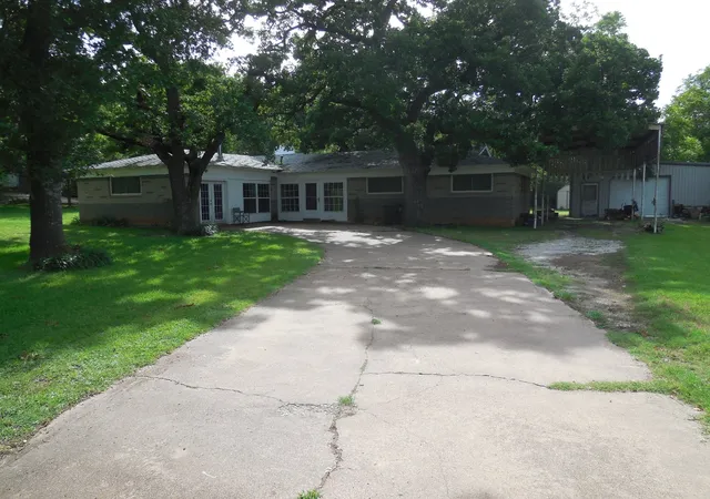 Single family home for sale at 209 Breckenridge Hwy, Ranger, TX 76470 | MLS# 21192115
