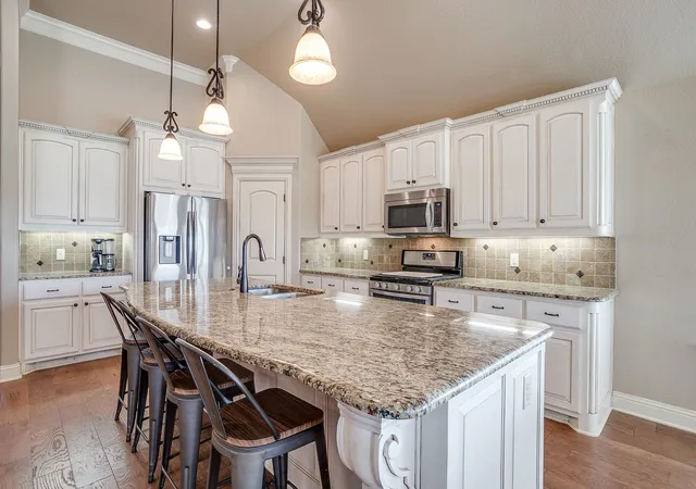 Photo 3 of Single family home for sale at 3303 Ferry Boat Ln, Granbury, TX 76049 | MLS# 21192577 | Listing updated on 2026-10-03