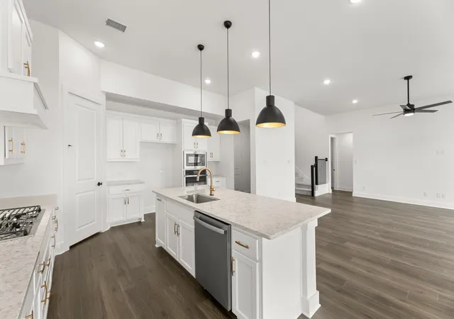 Photo 3 of Single family home for sale at 4120 Seminole St, Mc Kinney, TX 75071 | MLS# 21193247 | Listing updated on 2026-09-11