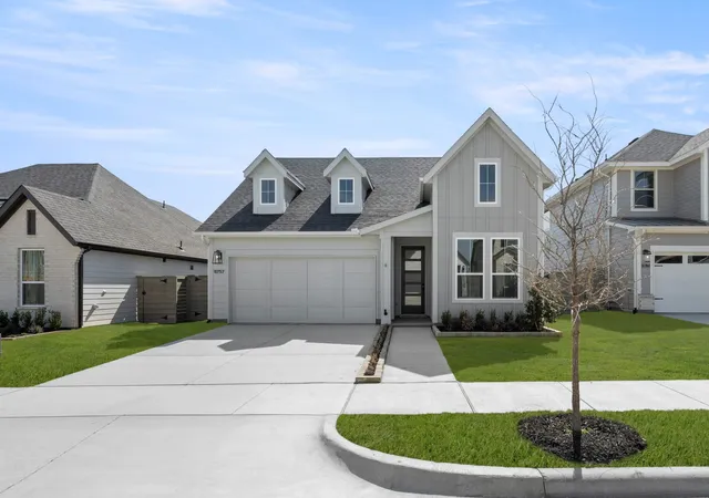 Photo 1 of Sale Pending at 11757 Edgewood Dr, Justin, TX 76247 | MLS# 21193281 | Listing updated on 2026-09-14