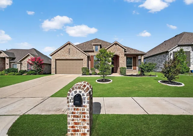 Photo 3 of Single family home for sale at 3717 Fawn Meadow Trl, Denison, TX 75020 | MLS# 21192768 | Listing updated on 2026-09-25
