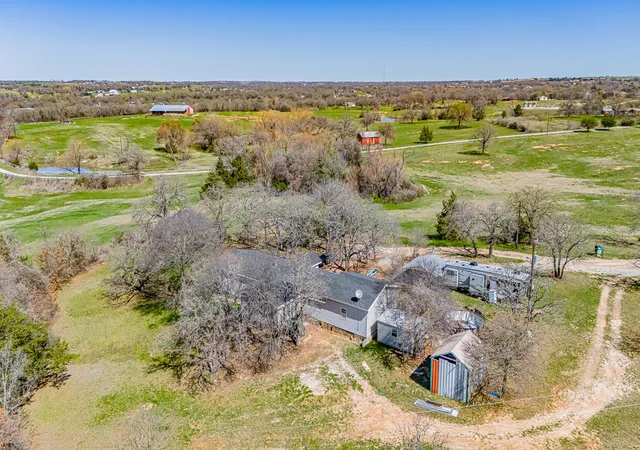 Photo 1 of Single family home for sale at 178 County Road 4372, Decatur, TX 76023 | MLS# 21193642 | Listing updated on 2026-10-02