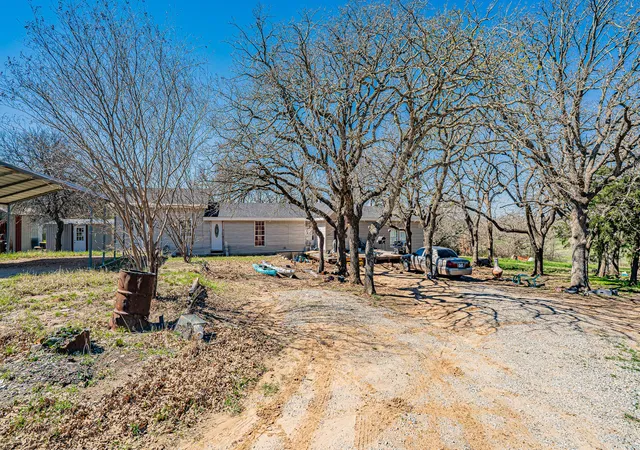 Photo 2 of Single family home for sale at 178 County Road 4372, Decatur, TX 76023 | MLS# 21193642 | Listing updated on 2026-10-02
