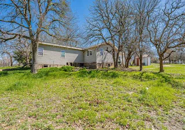 Photo 4 of Single family home for sale at 178 County Road 4372, Decatur, TX 76023 | MLS# 21193642 | Listing updated on 2026-10-02