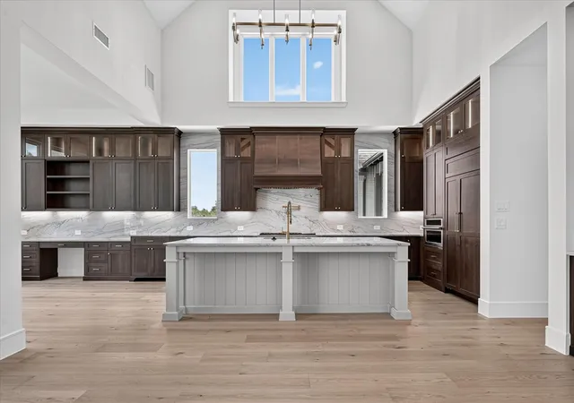 Photo 4 of Single family home for sale at 324 Bristol Valley Ct, Rockwall, TX 75032 | MLS# 21193404 | Listing updated on 2026-09-14