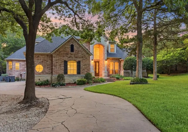 Photo 2 of Single family home for sale at 7831 Clark Ct, Ovilla, TX 75154 | MLS# 21194006 | Listing updated on 2026-10-06