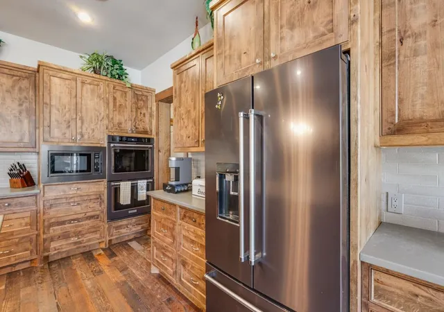 Photo 3 of Single family home for sale at 7831 Clark Ct, Ovilla, TX 75154 | MLS# 21194006 | Listing updated on 2026-10-06