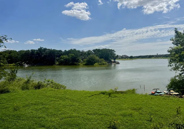 Photo 2 of Mansion for sale at 117 Scenic Dr, Lewisville, TX 75077 | MLS# 21193610 | Listing updated on 2026-09-09