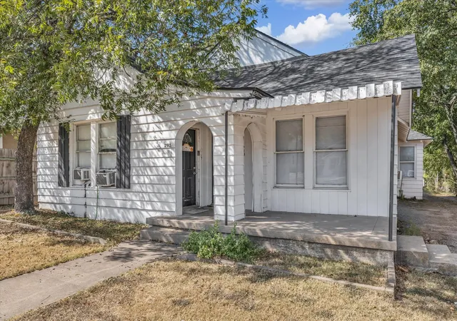 Photo 2 of Multi family home for sale at 3000 Ethel Ave, Waco, TX 76707 | MLS# 21191915 | Listing updated on 2026-07-28