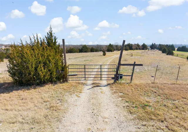 Photo 3 of Sale Pending at 11016 State Hwy 78 N, Blue Ridge, TX 75424 | MLS# 21190550 | Listing updated on 2026-09-08