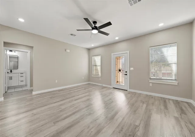 Photo 3 of Single family home for sale at 2509 Stewart Dr, Waco, TX 76708 | MLS# 21195310 | Listing updated on 2026-09-09