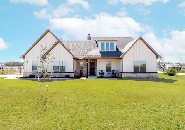 Photo 1 of Single family home for sale at 849 County Road 4764, Boyd, TX 76023 | MLS# 21190027 | Listing updated on 2026-10-07