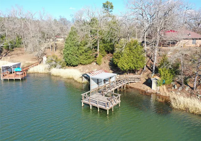 Photo 1 of Single family home for sale at 120 Pr 365, Fairfield, TX 75840 | MLS# 21195875 | Listing updated on 2026-09-10