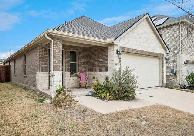 Photo 2 of Single family home for sale at 2216 Deya Dr, Anna, TX 75409 | MLS# 21190206 | Listing updated on 2026-10-05