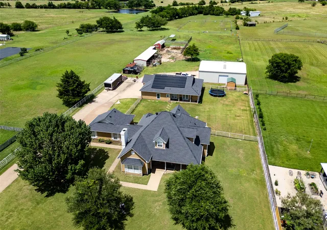 Photo 1 of Single family home for sale at 2211 Mcalpin Rd, Midlothian, TX 76065 | MLS# 21196420 | Listing updated on 2026-09-19