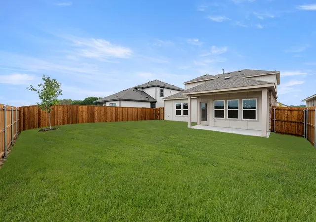 Photo 3 of Sale Pending at 308 Sequoia Ln, Denton, TX 76210 | MLS# 21198387 | Listing updated on 2026-07-29