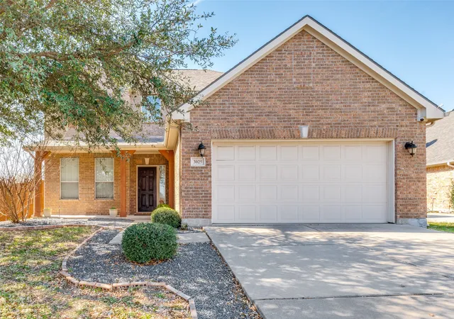 Photo 1 of Single family home for sale at 3025 Glenbrook Dr, Midlothian, TX 76065 | MLS# 21191771 | Listing updated on 2026-09-12