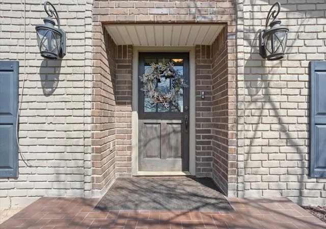 Photo 3 of Single family home for sale at 1033 Wedgewood Dr, Woodway, TX 76712 | MLS# 21196470 | Listing updated on 2026-09-14