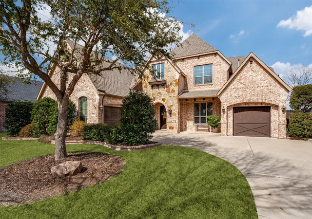 Photo 2 of Single family home for sale at 14860 Bardwell Ln, Frisco, TX 75035 | MLS# 21198227 | Listing updated on 2026-09-08