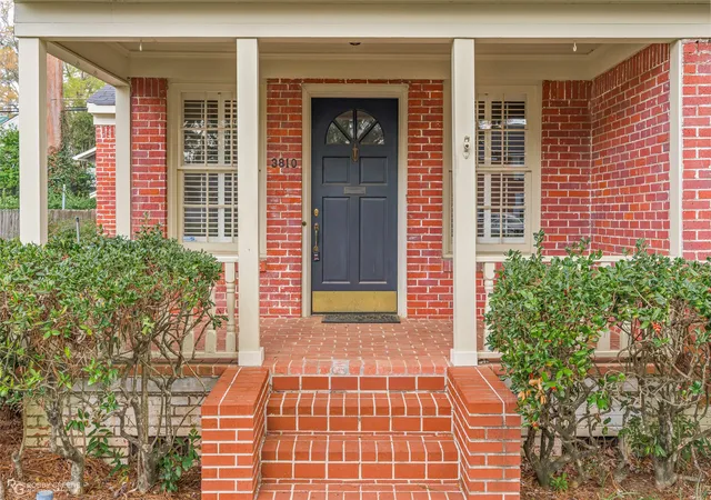 Photo 2 of Single family home for sale at 3810 Creswell Ave, Shreveport, LA 71106 | MLS# 21197455 | Listing updated on 2026-09-12