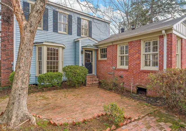 Photo 3 of Single family home for sale at 3810 Creswell Ave, Shreveport, LA 71106 | MLS# 21197455 | Listing updated on 2026-09-12