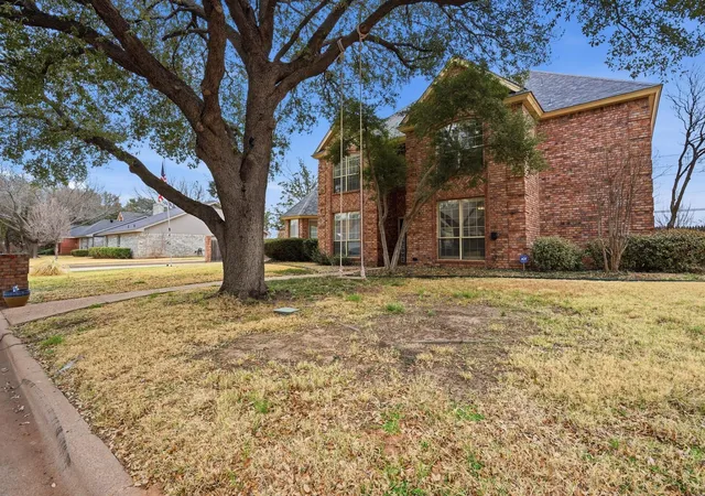 Photo 2 of Sale Pending at 17 Cherry E, Abilene, TX 79606 | MLS# 21195575 | Listing updated on 2026-09-09