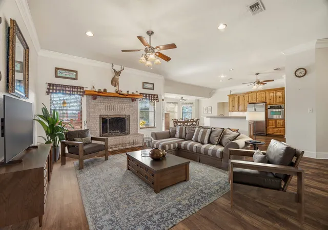 Photo 4 of Single family home for sale at 4259 S Lakeview Dr, Gordon, TX 76453 | MLS# 21199455 | Listing updated on 2026-07-31