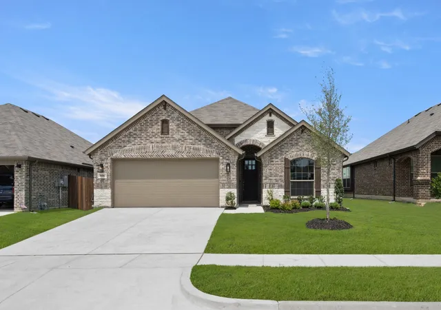 Photo 1 of Single family home for sale at 806 Misty Ln, Cleburne, TX 76033 | MLS# 21199870 | Listing updated on 2026-09-11