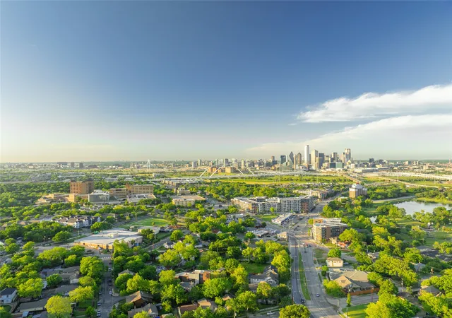 Photo 14 of Land for sale at 820 Elsbeth St, Dallas, TX 75208 | MLS# 21198618 | Listing updated on 2026-07-31