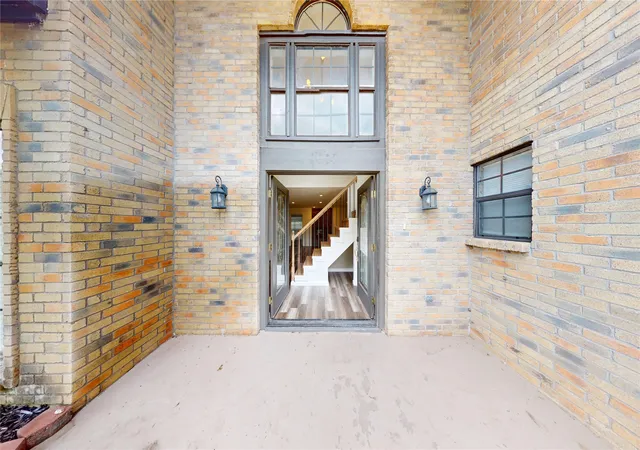 Photo 2 of Single family home for sale at 4917 Meadow Vista Pl, Garland, TX 75043 | MLS# 21200402 | Listing updated on 2026-07-30