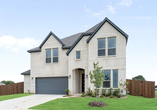 Photo 3 of Single family home for sale at 249 Fireberry Dr, Glenn Heights, TX 75154 | MLS# 21199357 | Listing updated on 2026-09-09