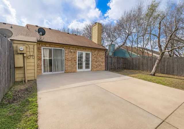 Photo 4 of House for sale at 744 Lee St, Mesquite, TX 75149 | MLS# 21199937 | Listing updated on 2026-09-15