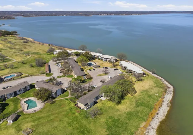 Photo 2 of Condo for sale at 108 Harbor Dr #102, Bridgeport, TX 76426 | MLS# 21198122 | Listing updated on 2026-09-19