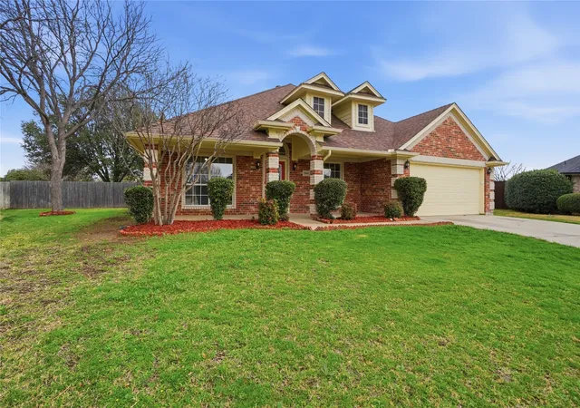 Photo 1 of Sale Pending at 500 Surry Ct, Saginaw, TX 76179 | MLS# 21201476 | Listing updated on 2026-10-03