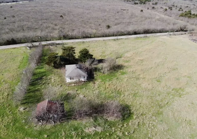 Photo 4 of House for sale at 1900 Nesuda Rd, Ennis, TX 75119 | MLS# 21199814 | Listing updated on 2026-09-10
