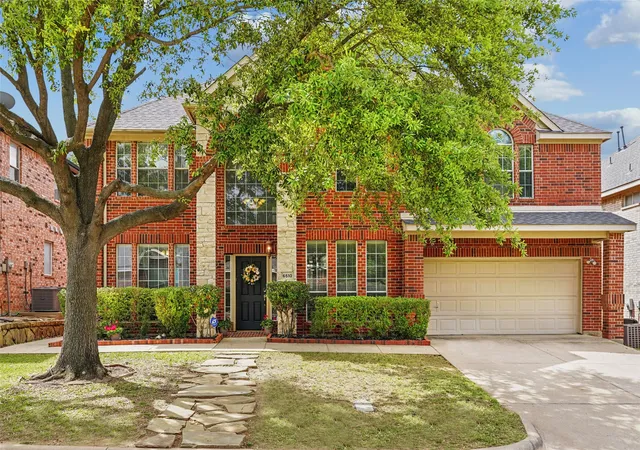 Photo 2 of Single family home for sale at 6510 Daisy Dr, Arlington, TX 76017 | MLS# 21199534 | Listing updated on 2026-09-08