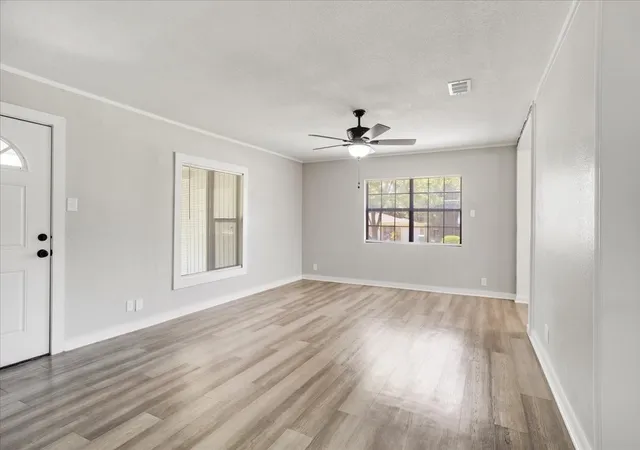 Photo 2 of Sale Pending at 1815 W Brockett St, Sherman, TX 75092 | MLS# 21202256 | Listing updated on 2026-09-08