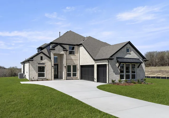 Photo 3 of Single family home for sale at 9812 Aiken Ct, Forney, TX | MLS# 21202381 | Listing updated on 2026-09-09