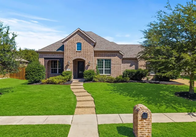 Photo 1 of Single family home for sale at 1021 White Crest Ln, Prosper, TX 75078 | MLS# 21185942 | Listing updated on 2026-09-09
