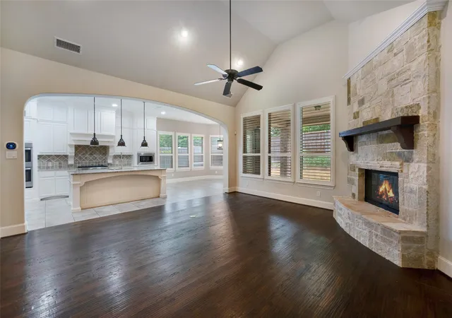 Photo 2 of Single family home for sale at 1021 White Crest Ln, Prosper, TX 75078 | MLS# 21185942 | Listing updated on 2026-09-09