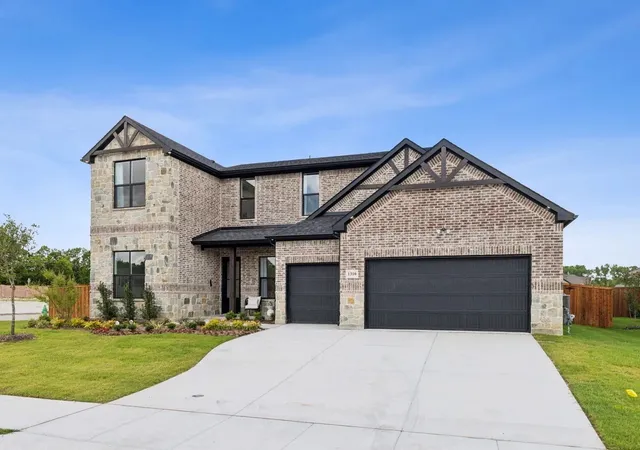 Photo 2 of Sale Pending at 1310 Benjamin Trail, Van Alstyne, TX 75495 | MLS# 21201065 | Listing updated on 2026-09-10