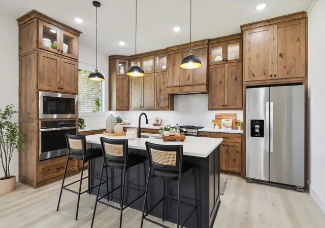 Photo 4 of Sale Pending at 1310 Benjamin Trail, Van Alstyne, TX 75495 | MLS# 21201065 | Listing updated on 2026-09-10