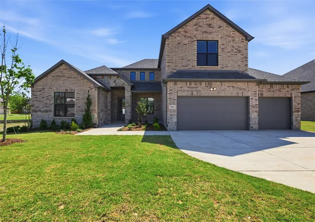 Photo 1 of Single family home for sale at 713 Anne Rd, Van Alstyne, TX 75495 | MLS# 21200844 | Listing updated on 2026-09-09
