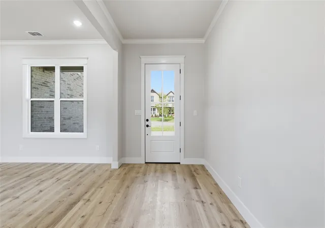 Photo 3 of Single family home for sale at 713 Anne Rd, Van Alstyne, TX 75495 | MLS# 21200844 | Listing updated on 2026-09-09