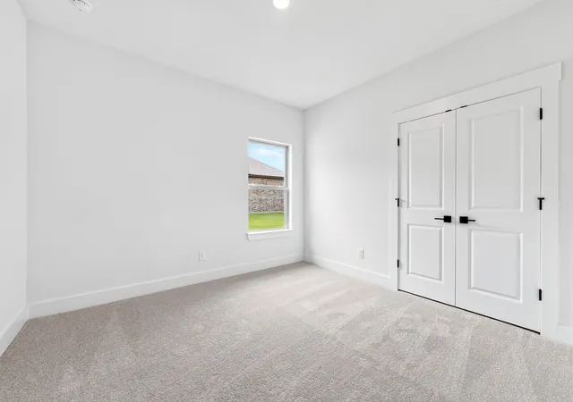 Photo 3 of Single family home for sale at 202 Briarwood Dr, Nevada, TX 75173 | MLS# 21203143 | Listing updated on 2026-10-06